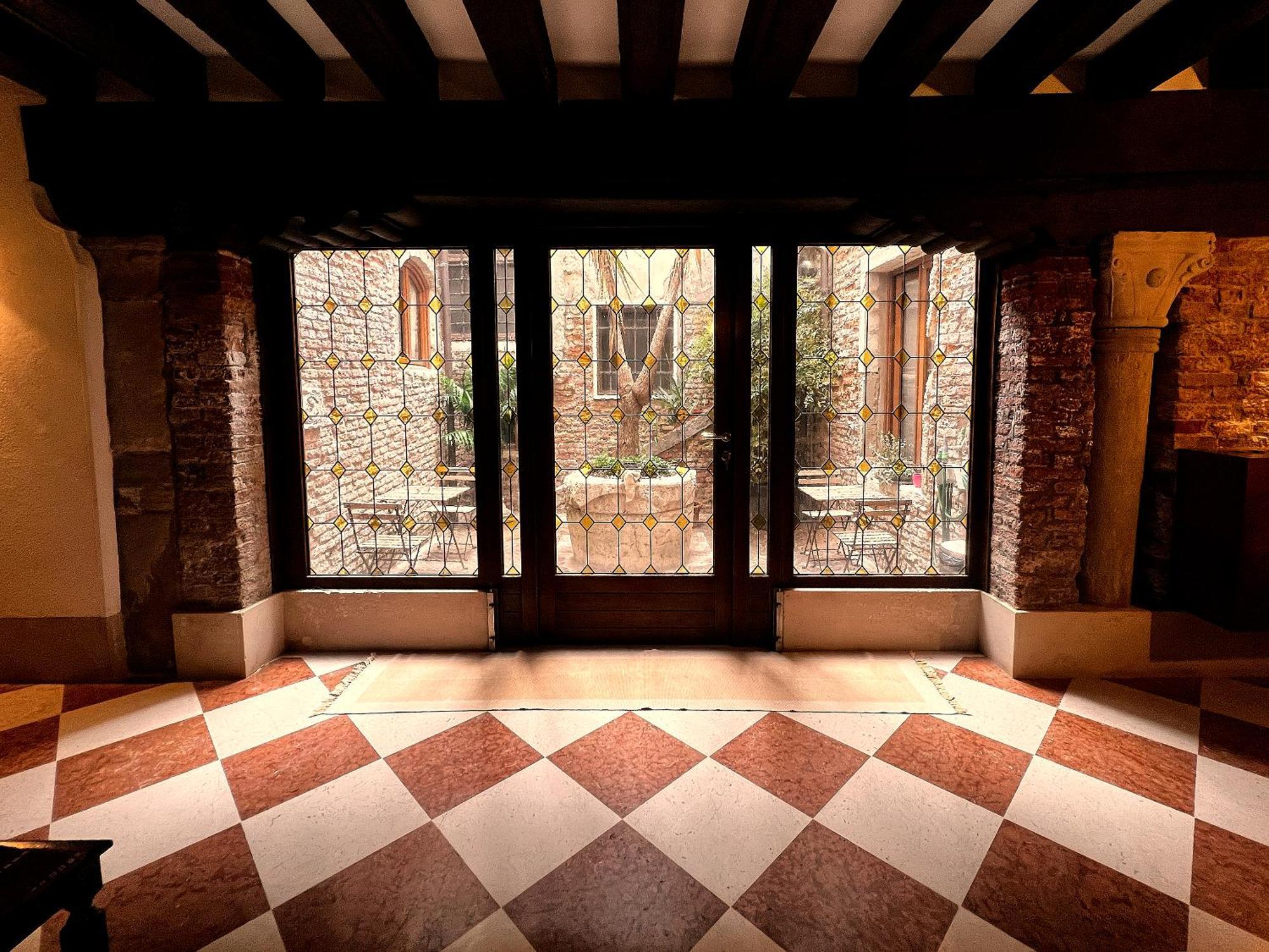 Nama Boutique Residence Veneza Exterior foto